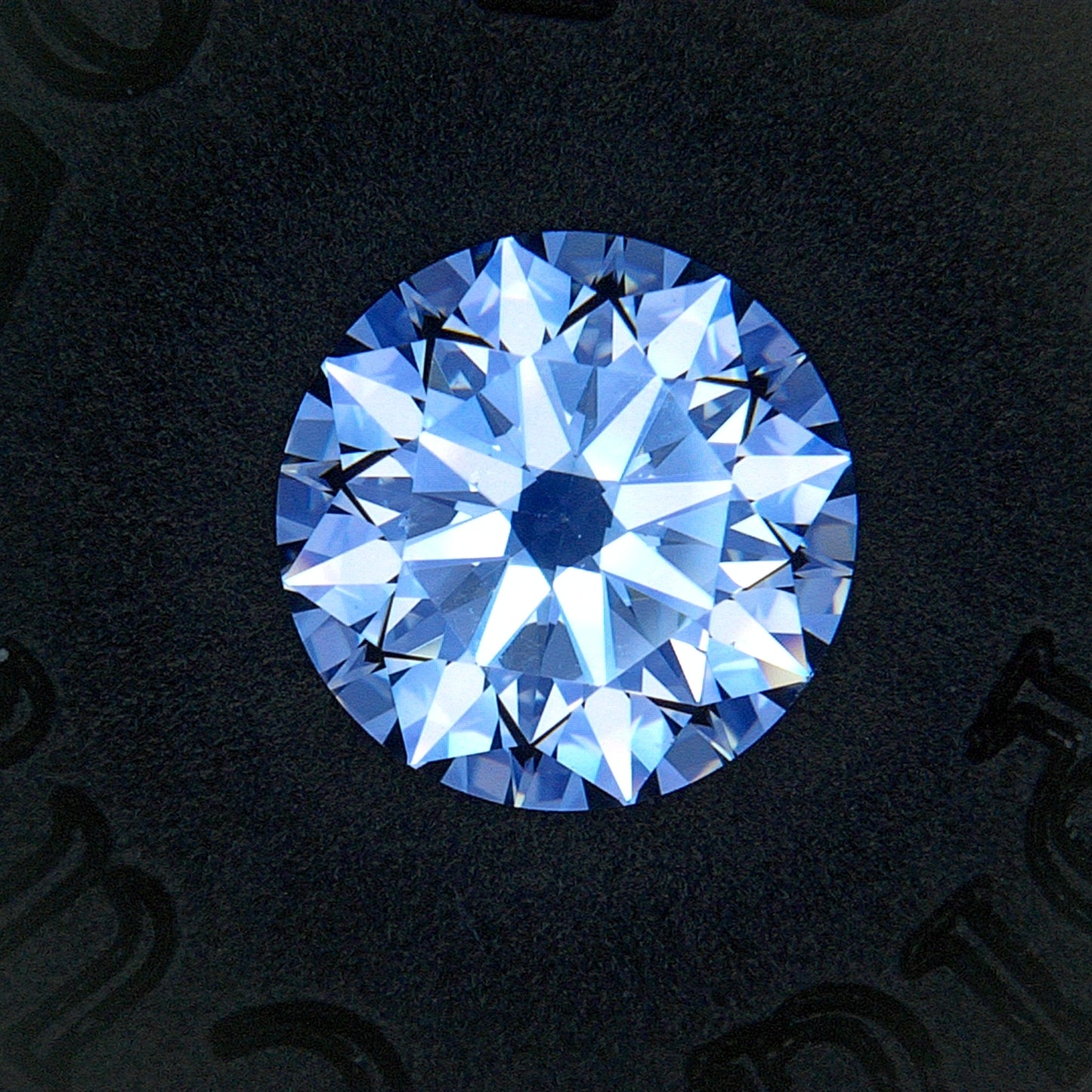 1.09 CARAT Round
