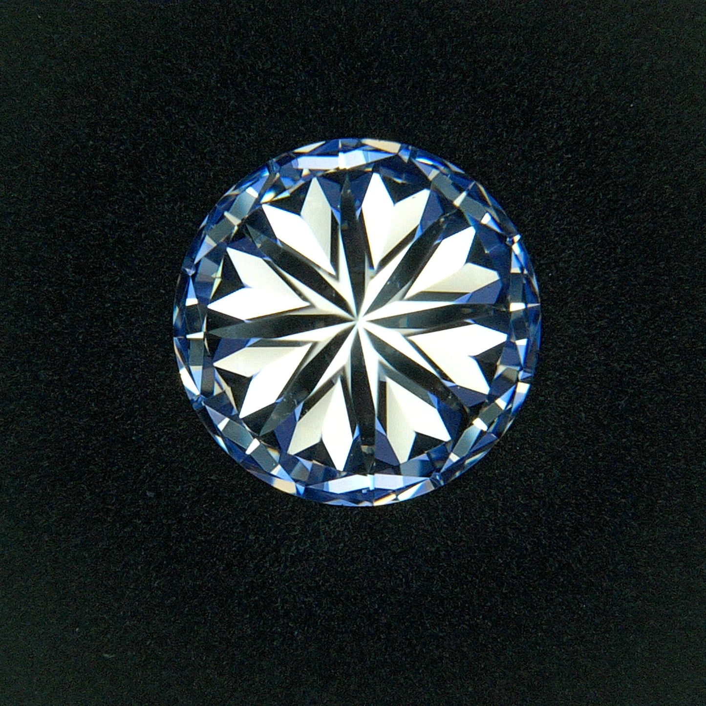 1.05 CARAT Round