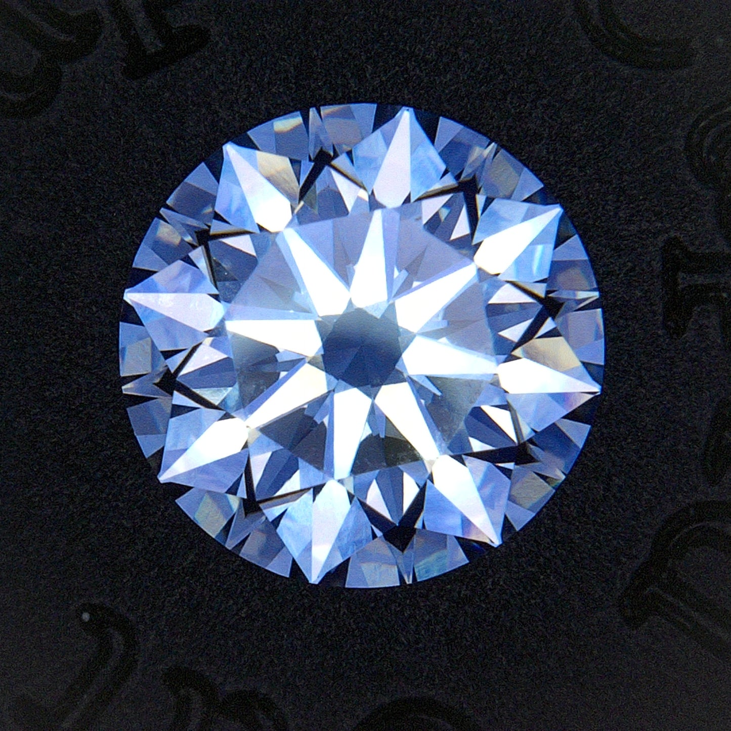 2.07 CARAT Round