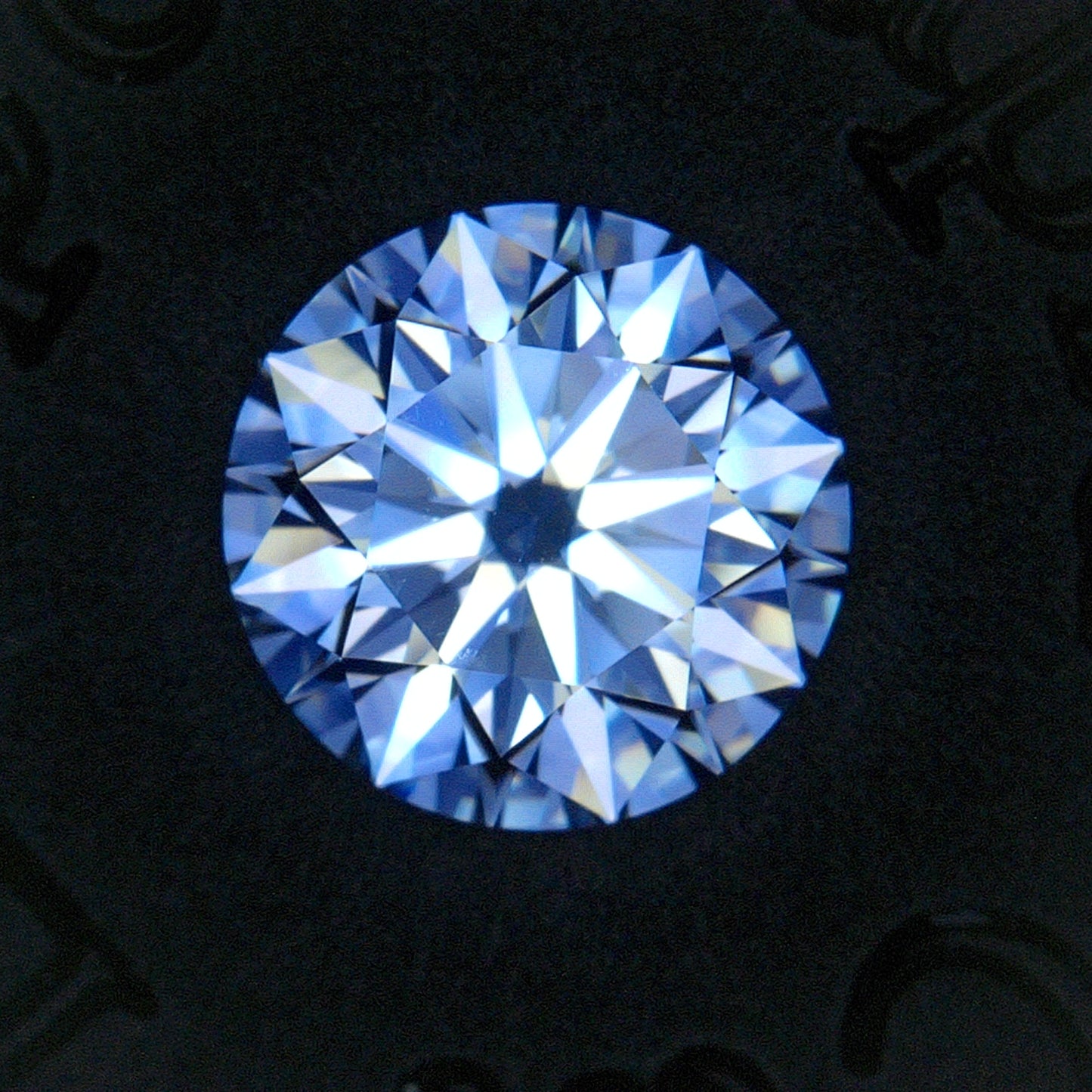 1.32 CARAT Round