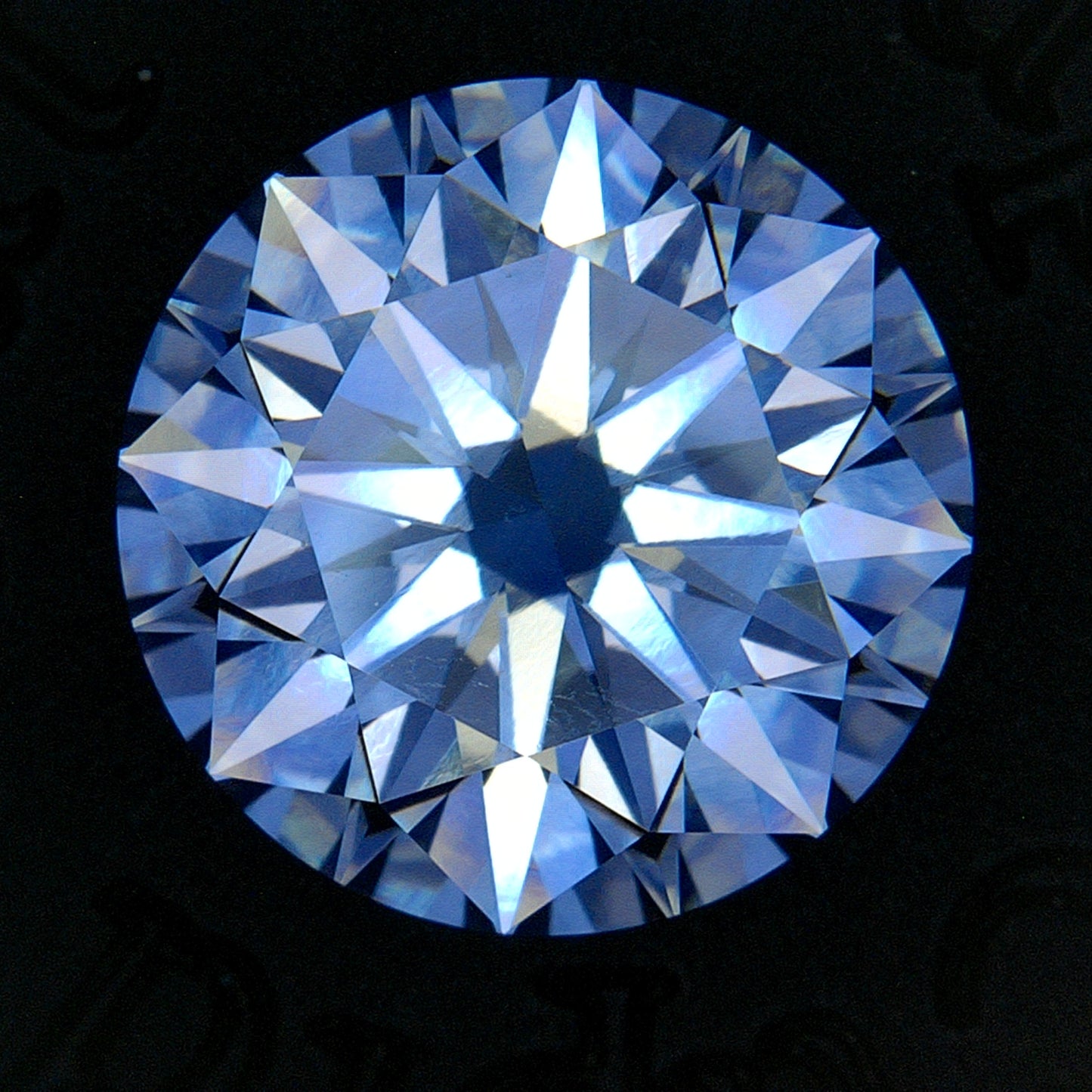 3.26 CARAT Round