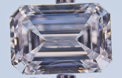 3.06 CARAT Emerald
